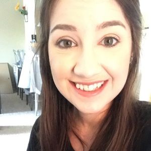 Meet your Posher, Mandy